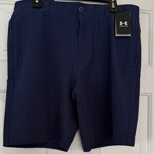 MENS NWT Under Armour  Navy Printed 10” Golf Shorts- SIZE 36